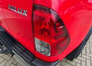 Toyota Hilux 11