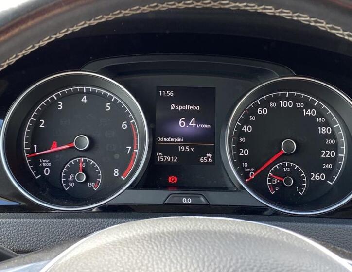 Volkswagen Golf 15