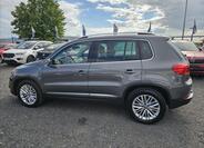 Volkswagen Tiguan 9