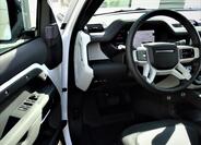 Land Rover Defender 6
