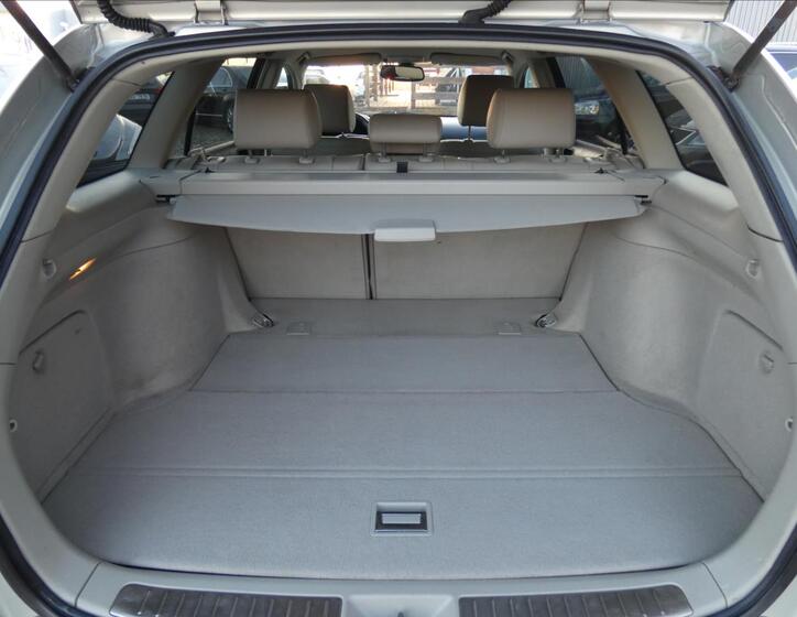 Toyota Avensis 13
