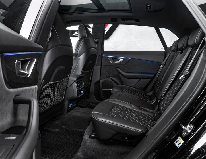 Audi SQ8 16