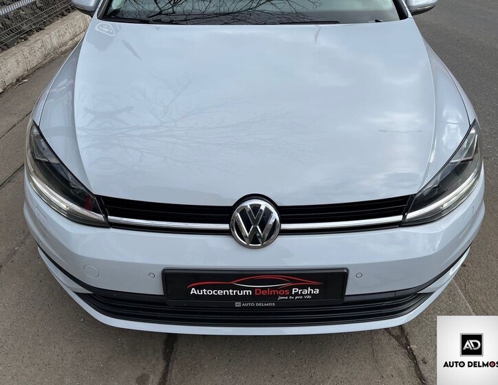 Volkswagen Golf 50