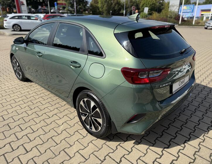 KIA Ceed 5