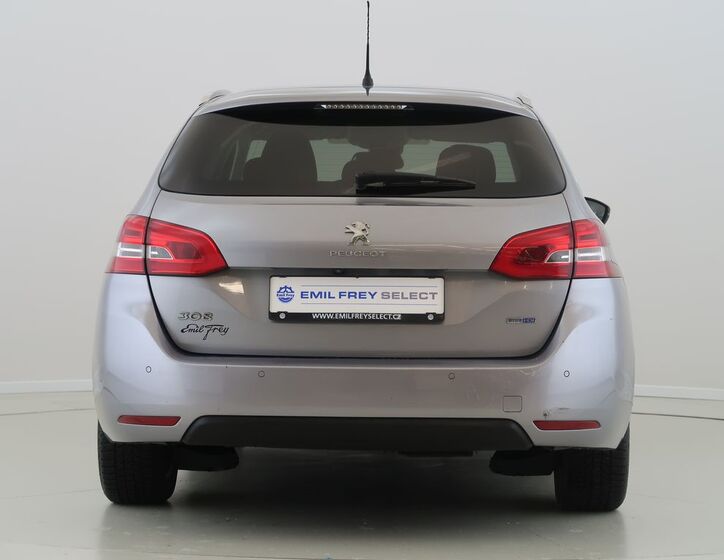 Peugeot 308 6