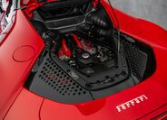 Ferrari SF90 8