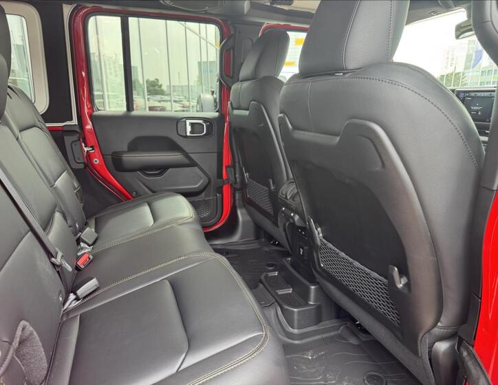 Jeep Wrangler 11