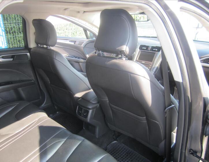Ford Mondeo 23