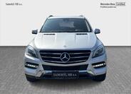 Mercedes-Benz Třídy M 8