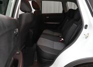 Suzuki Vitara 15
