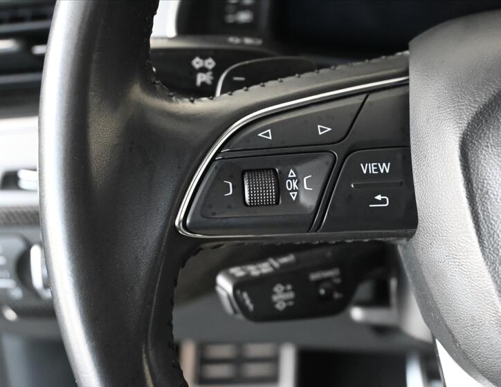 Audi SQ7 18