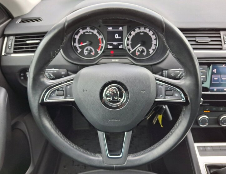 Škoda Octavia 15