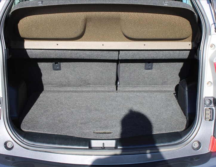 Toyota Verso 20