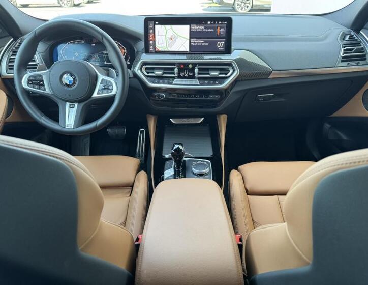 BMW X4 8