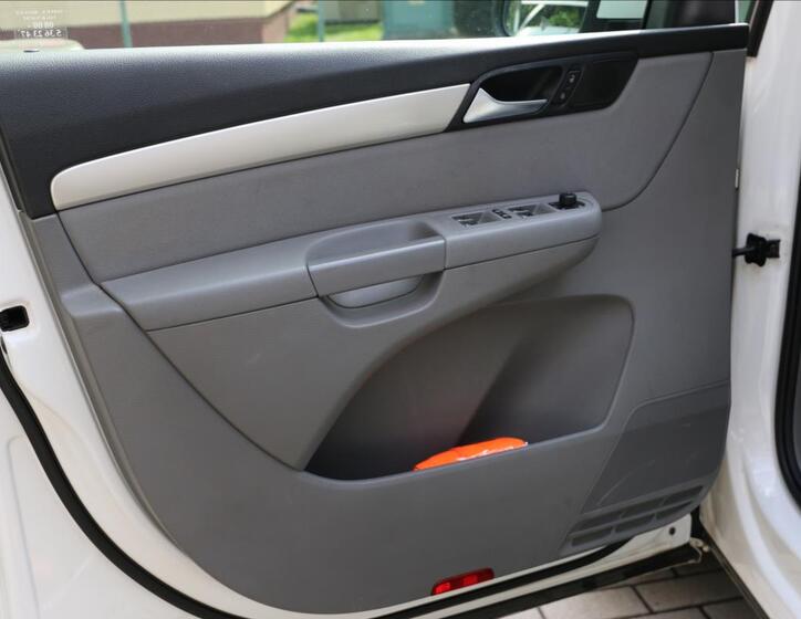 Seat Alhambra 17