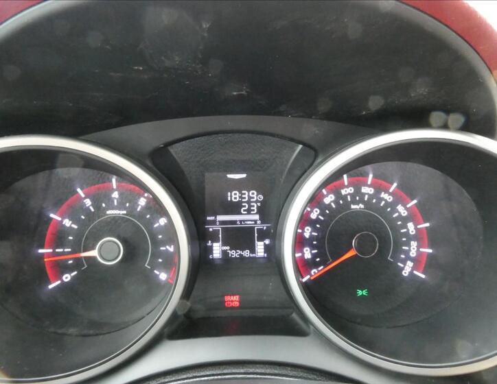 SsangYong Tivoli 38