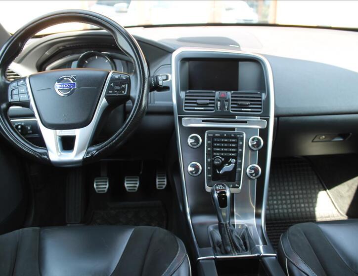 Volvo XC60 9