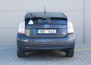 Toyota Prius 6