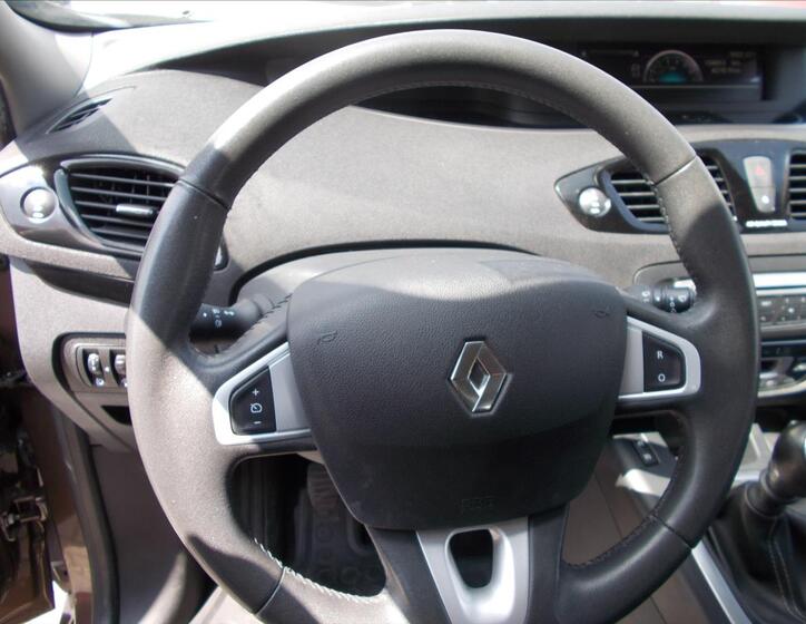 Renault Scénic 26