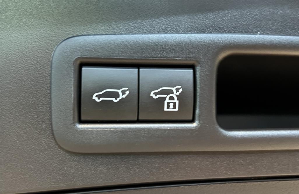 Lexus UX 250h