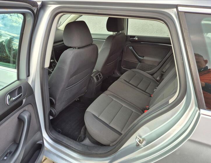 Volkswagen Golf 14