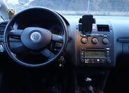 Volkswagen Touran 9