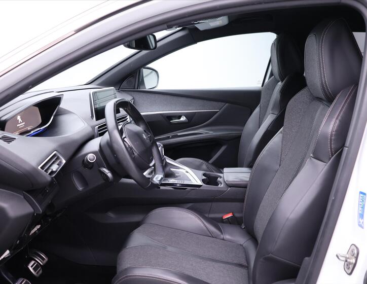 Peugeot 3008 10