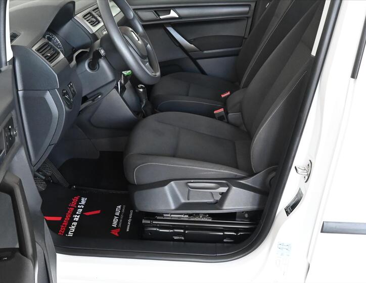 Volkswagen Caddy 10
