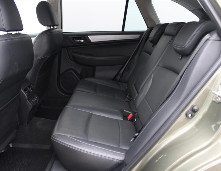 Subaru Outback 11
