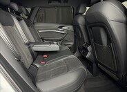 Audi e-tron 15
