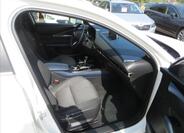 Mazda CX-30 11