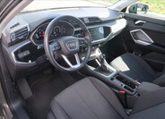 Audi Q3 11