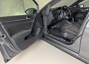 Volkswagen Golf 21