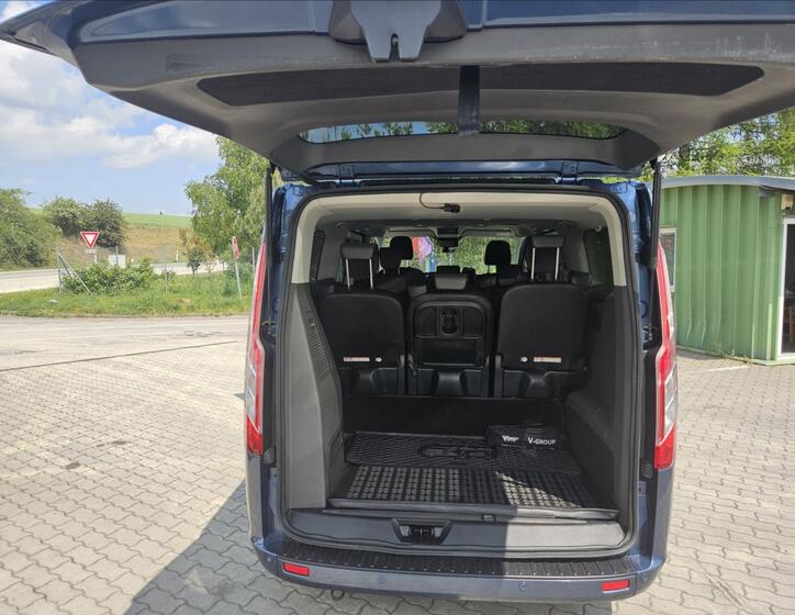 Ford Tourneo Custom 5