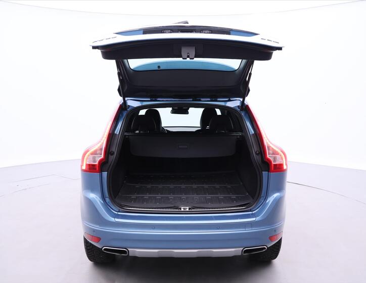 Volvo XC60 9