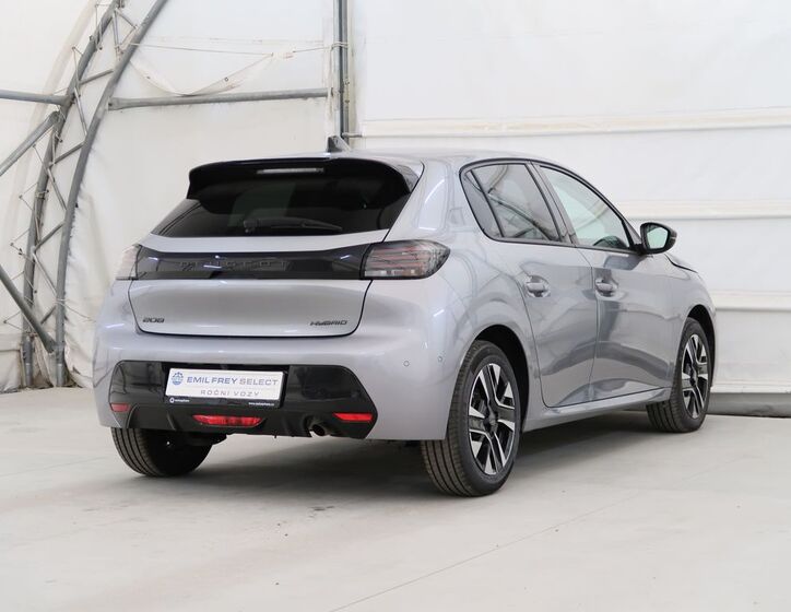 Peugeot 208 6