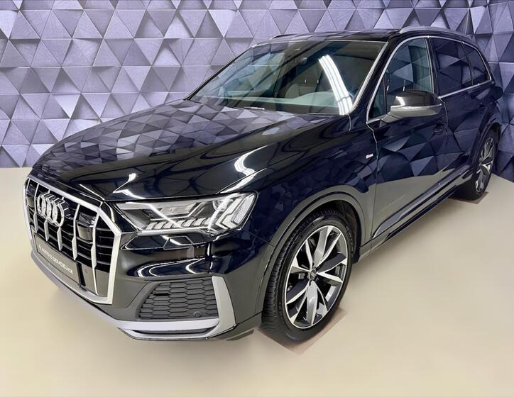 Audi Q7 1