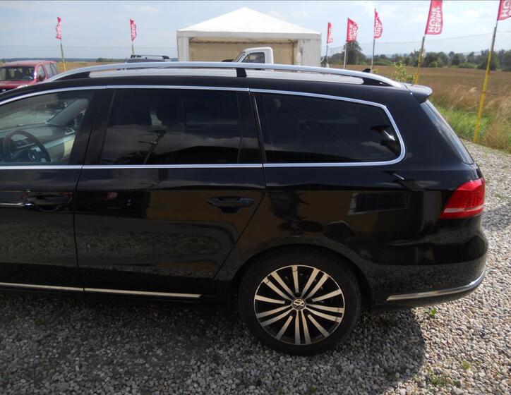 Volkswagen Passat 9