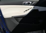 BMW X5 8