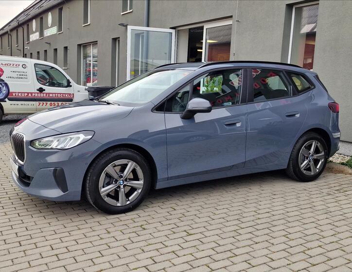 BMW Řada 2 6