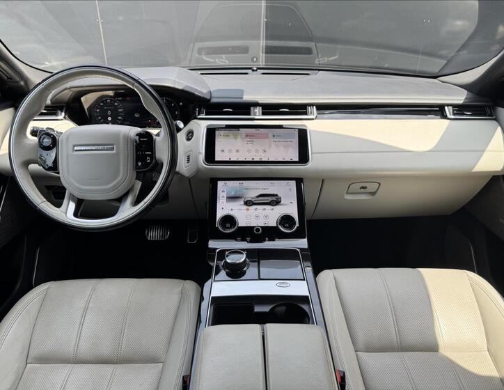 Land Rover Range Rover Velar 14