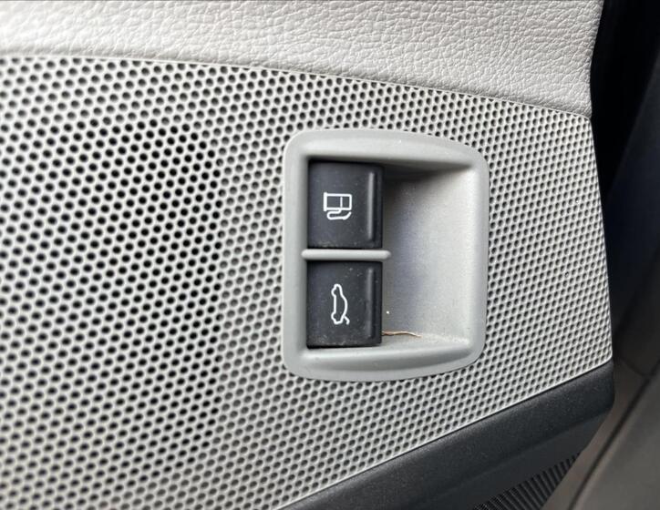 Volkswagen Passat 25