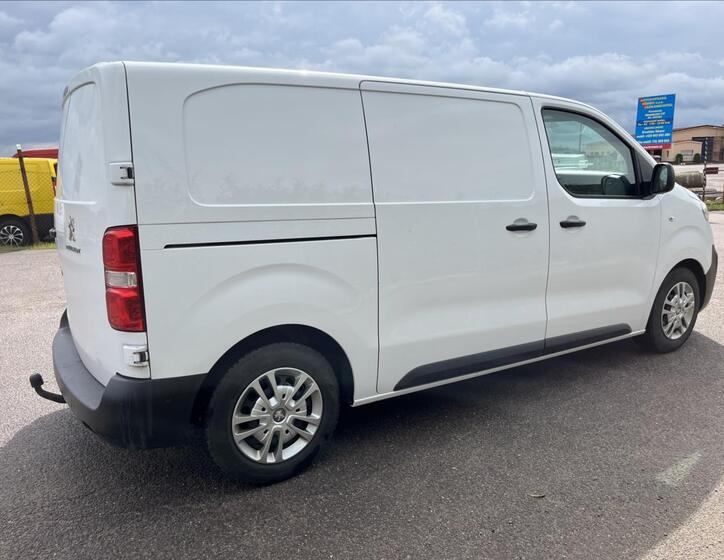 Peugeot Expert 5