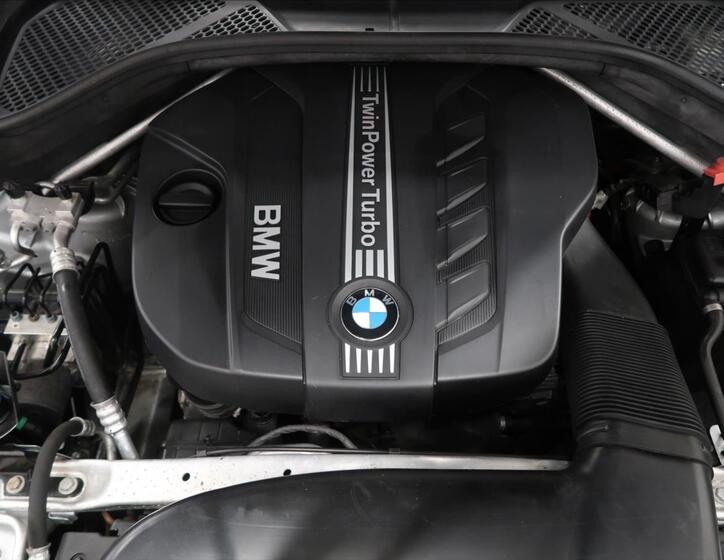 BMW X5 9