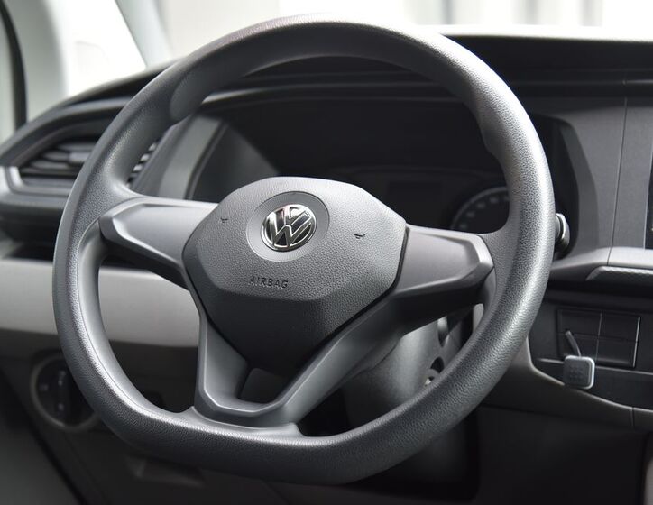 Volkswagen Transporter 23