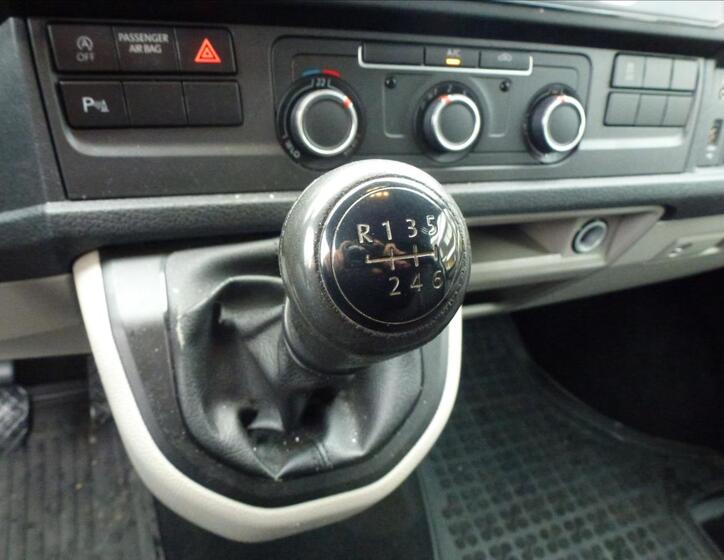 Volkswagen Transporter 31