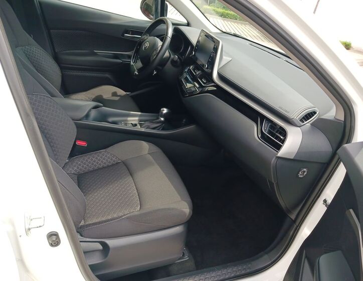 Toyota C-HR 14