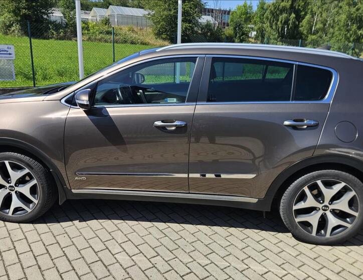 KIA Sportage 4