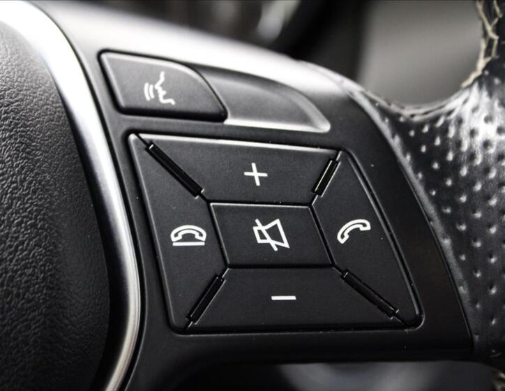 Mercedes-Benz CLA 19