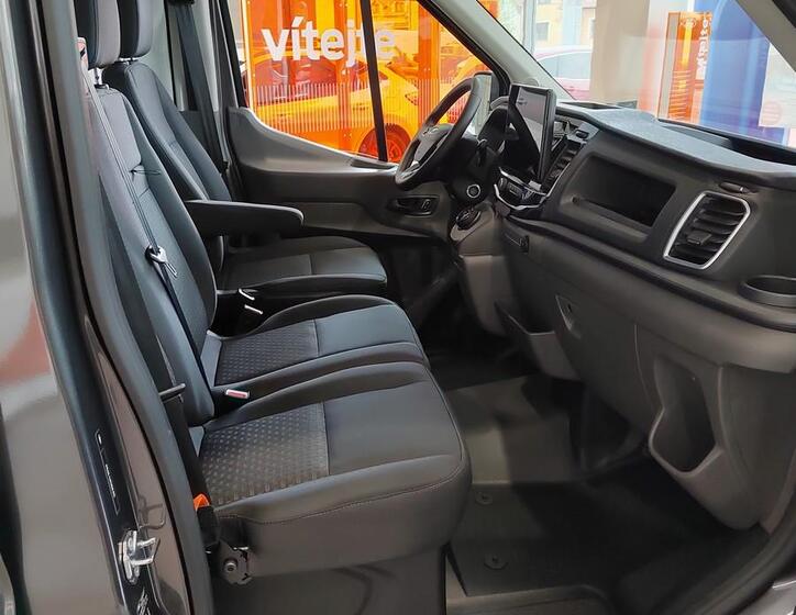 Ford Transit 14